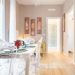  Apartamento Casa Petronio Center