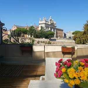 San Giovanni's Attic , Roma Italia